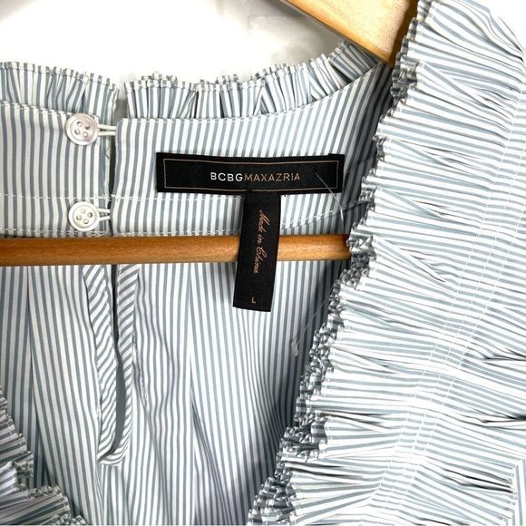 BCBG Pinstriped Sleeveless Shirt with Ruffles Size Large - Picture 5 of 5